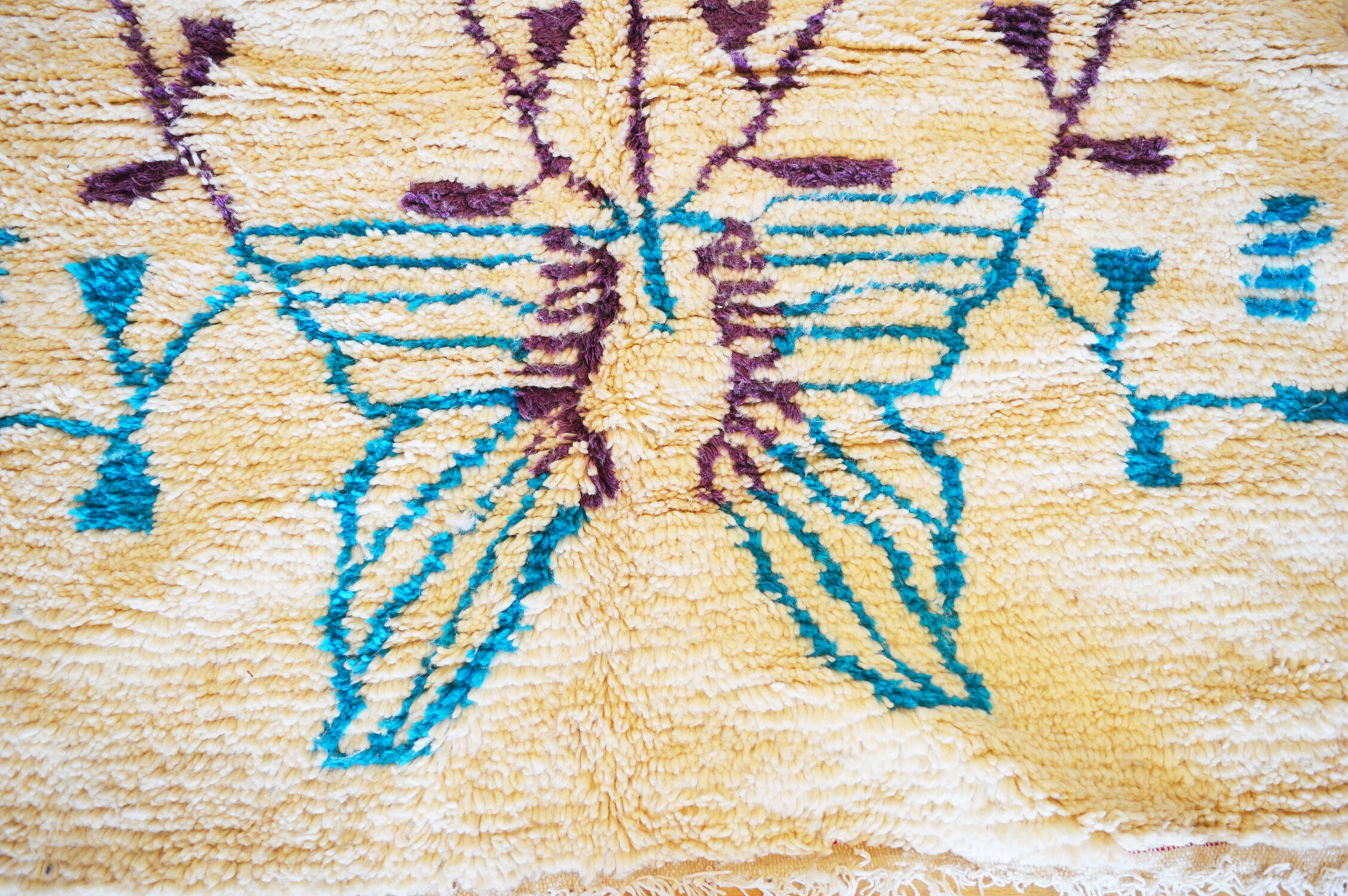 Moroccan berber carpet 200x140cm