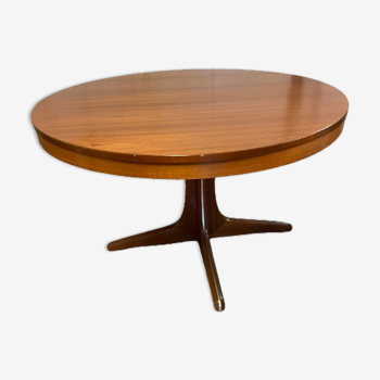 Two-tone Baumann style round table with extensions