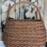 Racing vintage 1960s wicker basket