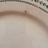 Plates in iron earth Gien