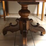 Old round table