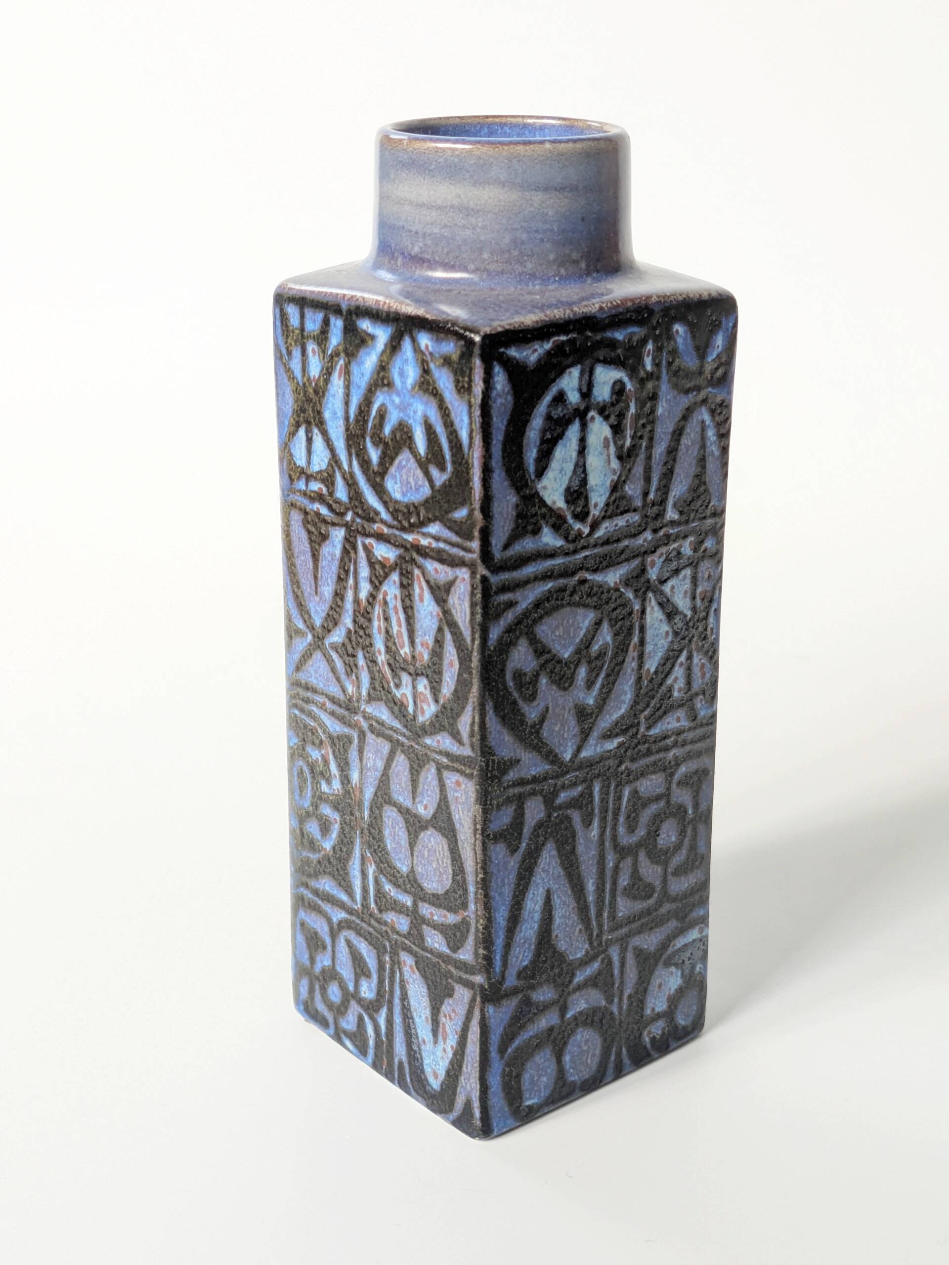 Royal Copenhagen BACA vase by Nils Thorsson, Danish ceramics, 1970s