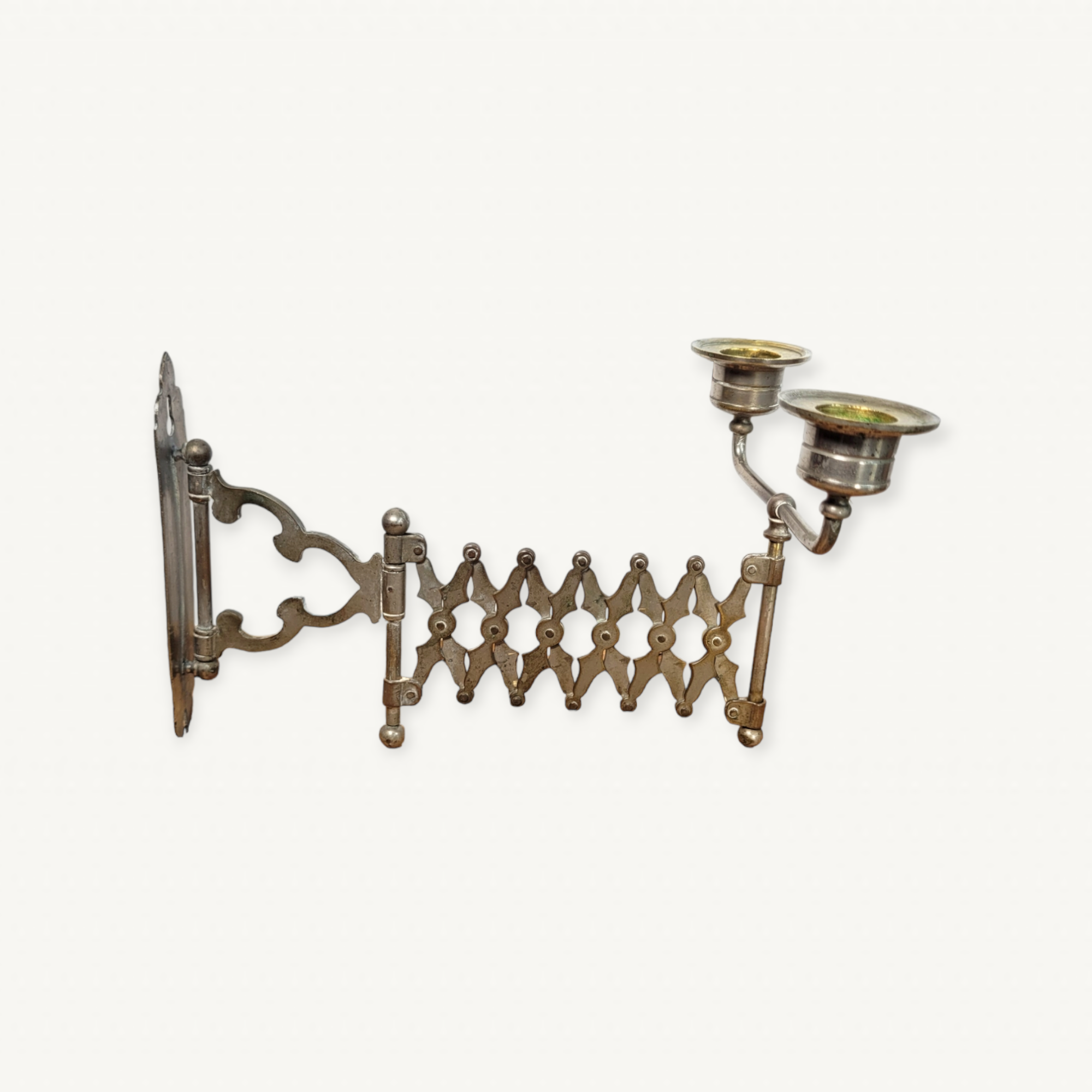 Extendable wall candle holder