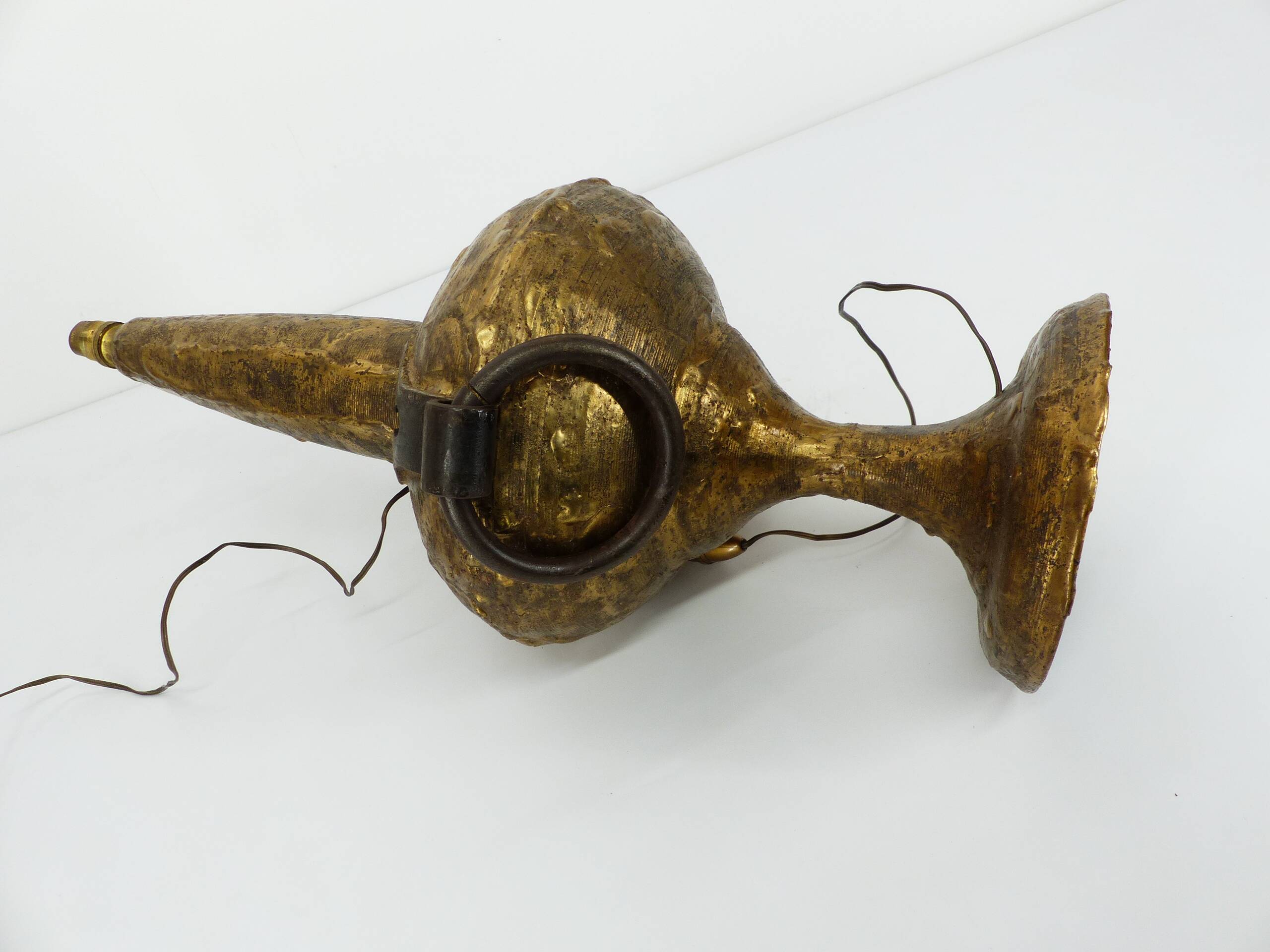 Brutalist lamp in gilded bronze Max BRE 1970