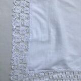 Taie d’oreiller bord crocheté main 78x74cm