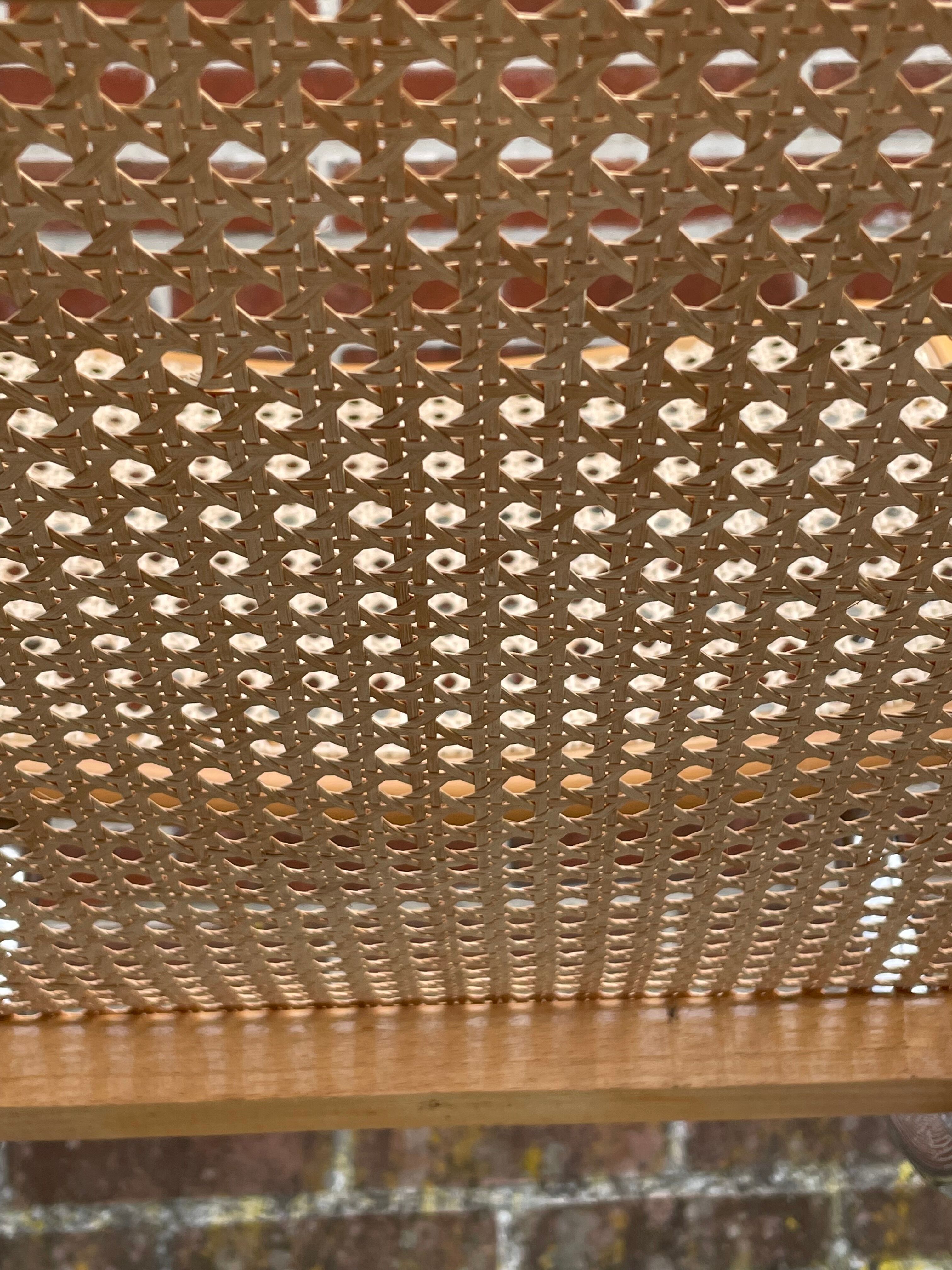 Cesca chair B64 with armrests by Marcel Breuer Design