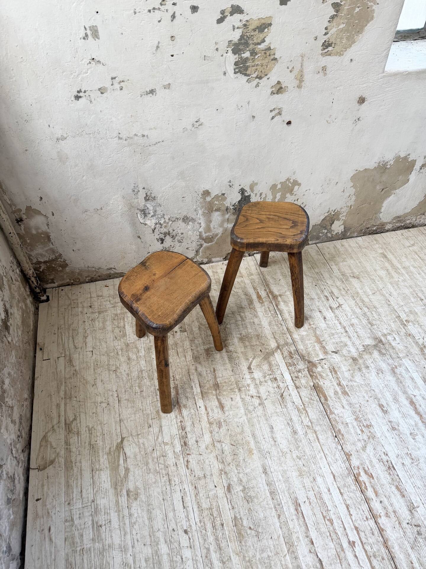 Paire de tabourets Henri Bataille chêne