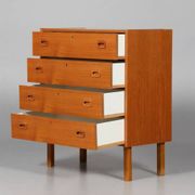 Vintage Scandinavian teak chest of drawers with 4 drawers, Denmark 1970s.