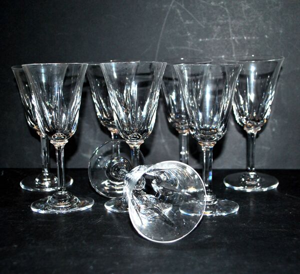Lot de 8 verres à vin cerdagne en cristal taillé de saint louis h13cm