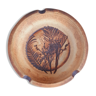 Vallauris sandstone ashtray year 50/60 "Herbarium" signed Raymond Leduc