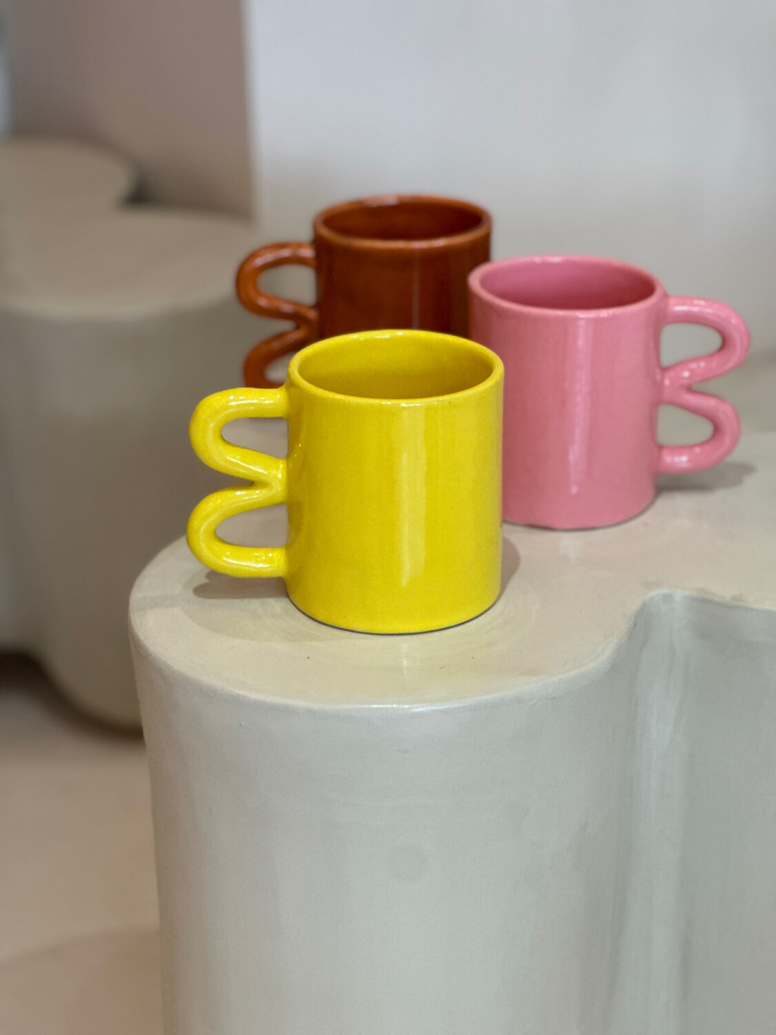 Mug cup ceramic handle graphic wave design colorful lemon yellow