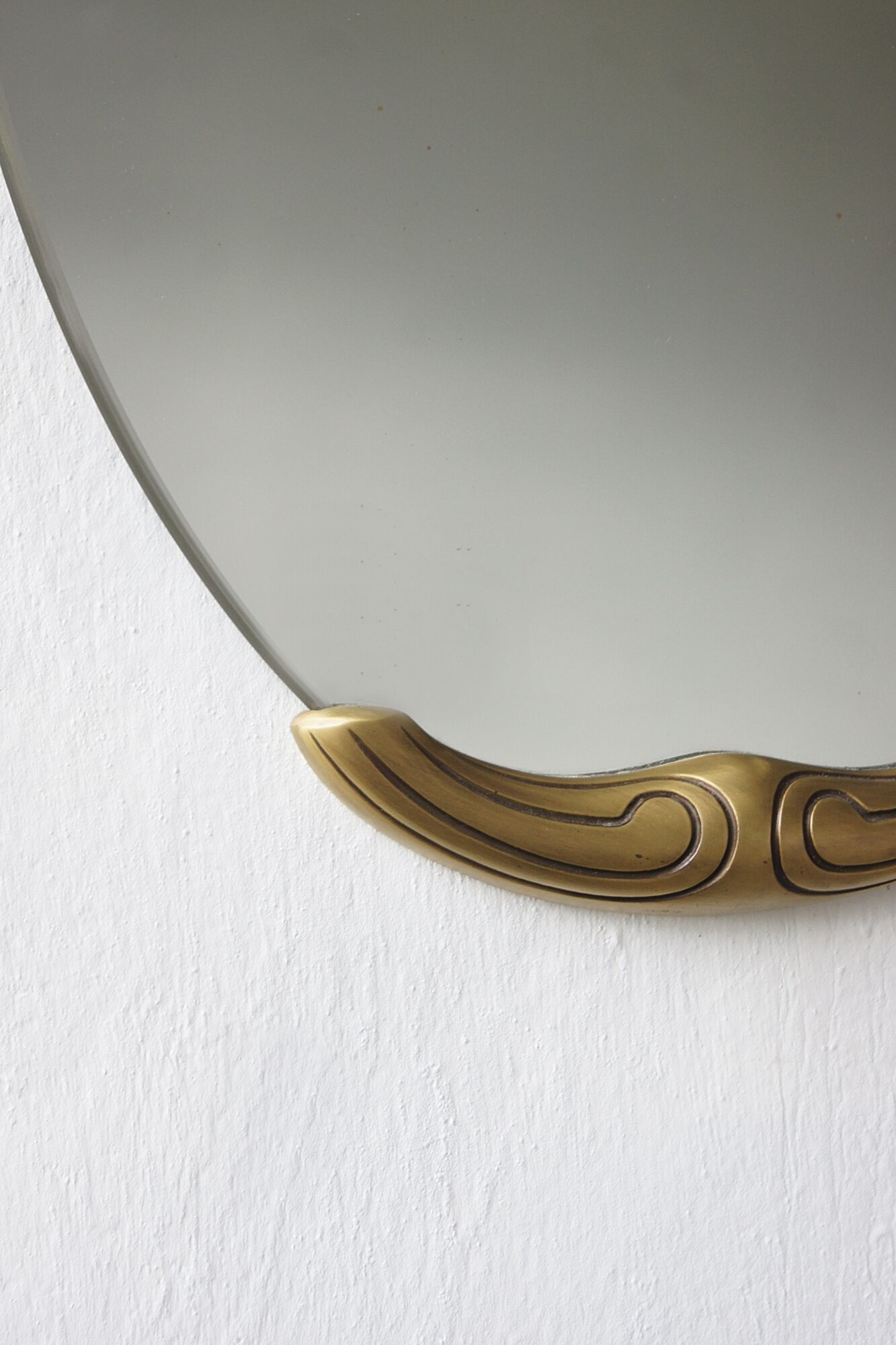 Miroir avec cadre en laiton 1960