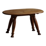 Mid-20th century Danish coffee table / side table in oak, Otto Færge, 1940s.