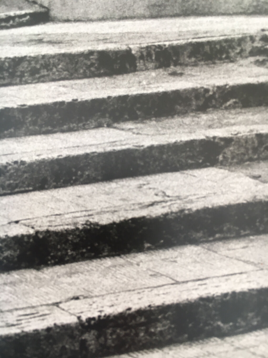 Photographie graphique 90: femme, escalier.