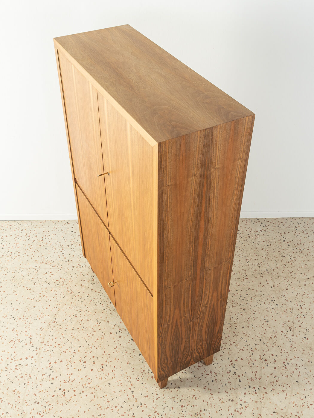 1950s Dresser, Musterring