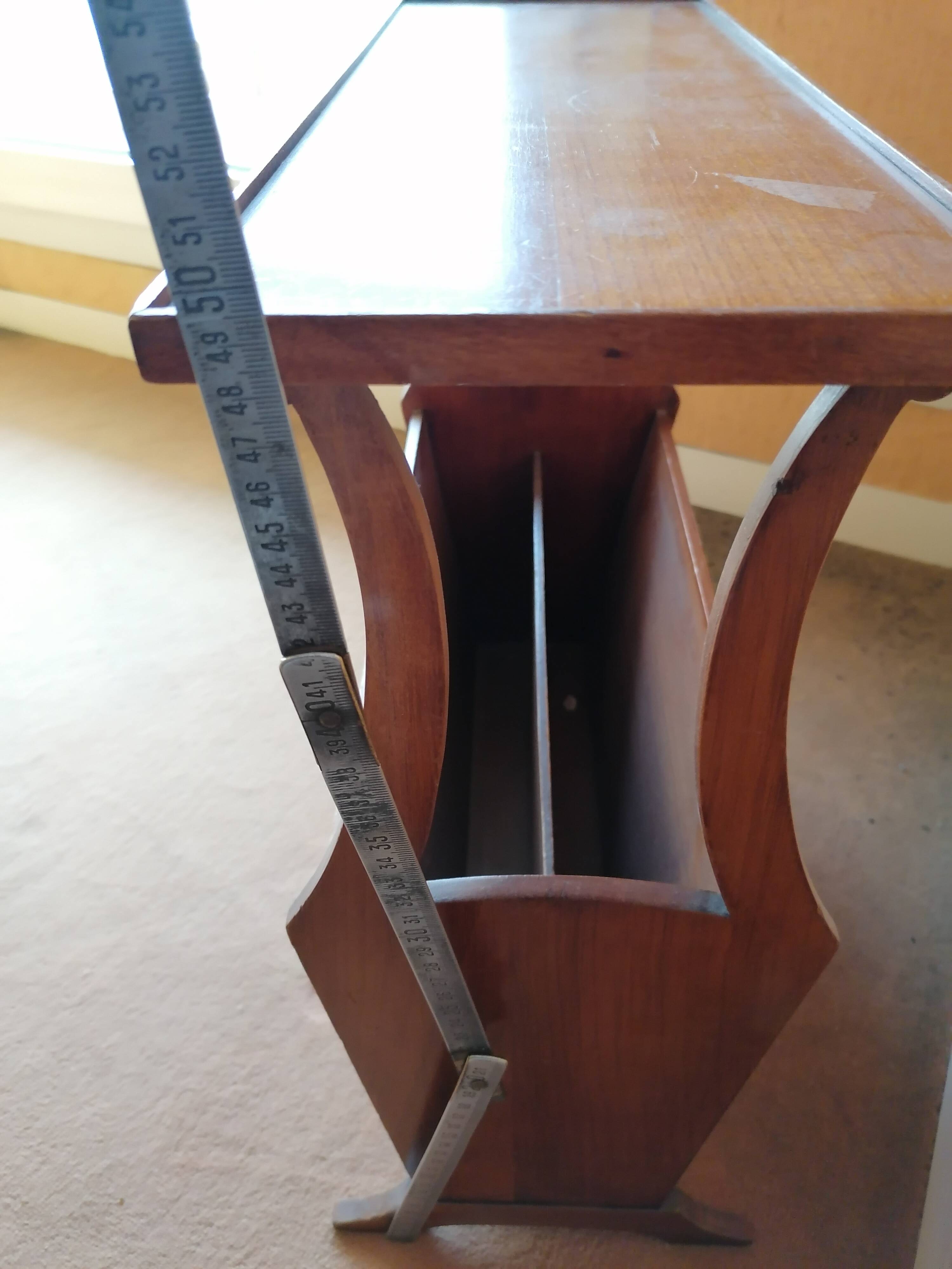 Wooden magazine rack