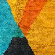 Handmade traditional Moroccan Berber rug size 150 x 250 cm