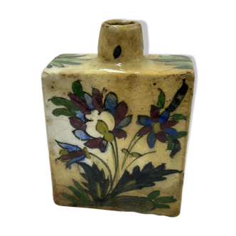 Iznik bottle, floral decoration, Persia, 19th century
