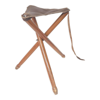 Tabouret tripode pliable en bois et cuir