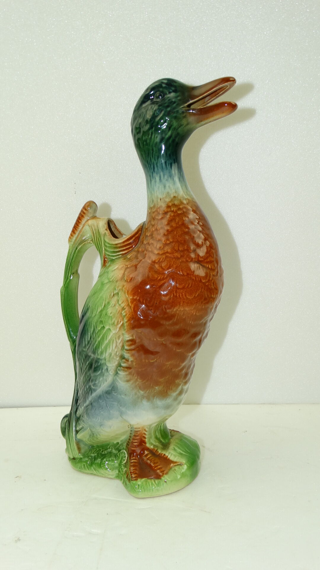 Pitcher duck saint clement