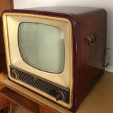 Vintage TV deco
