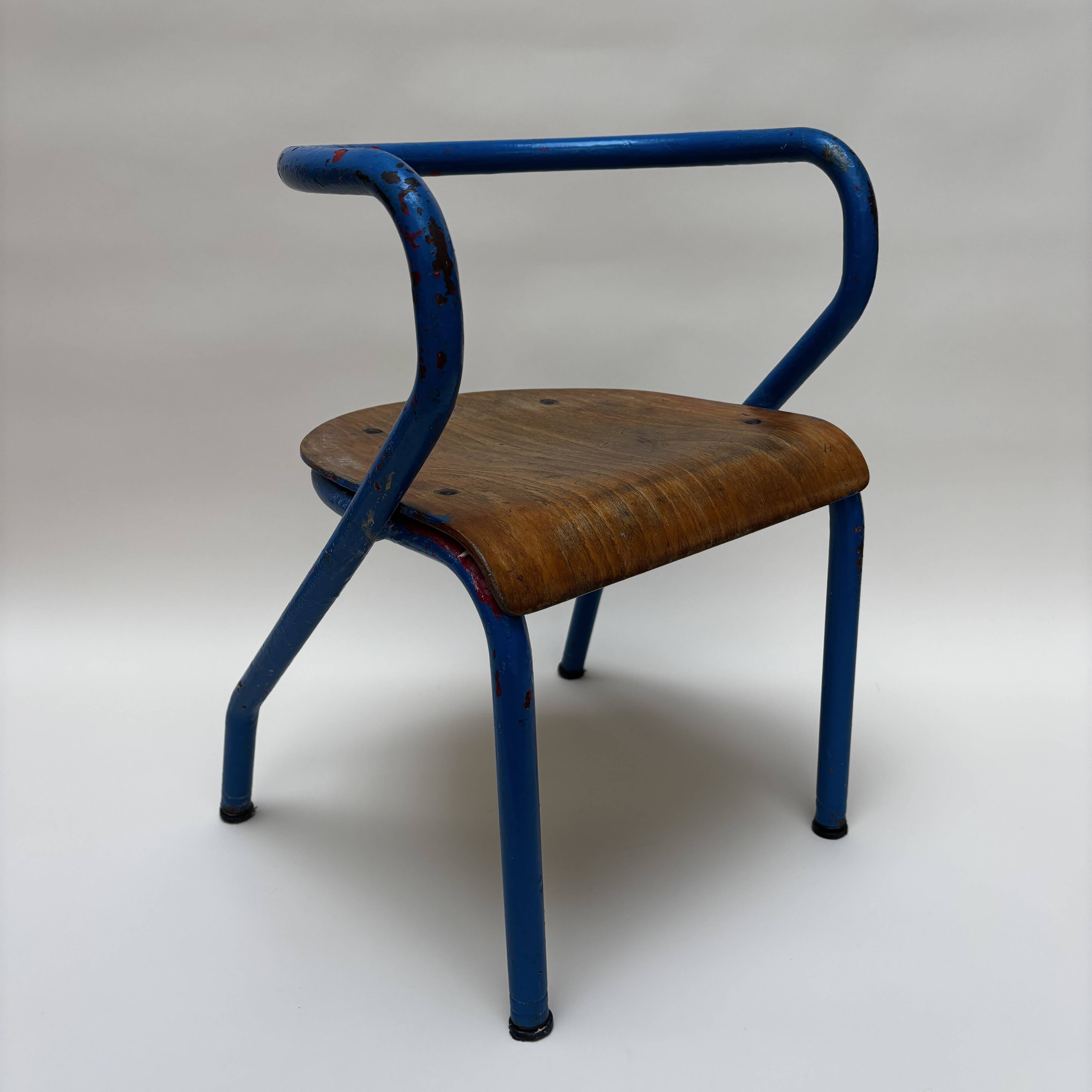 School chair model "Mulka 300" by Jacques Hitier for Mullca