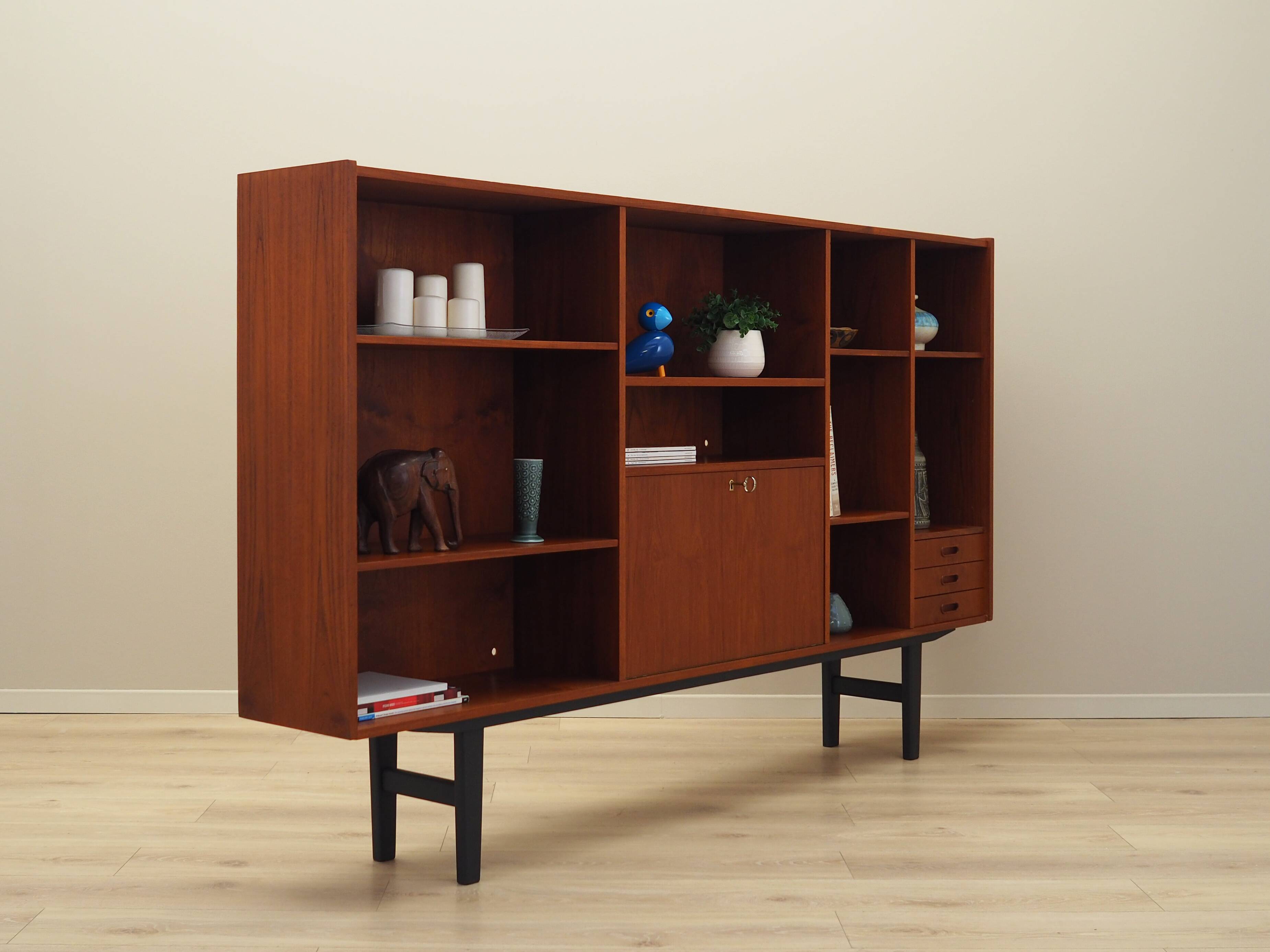 Teak bookcase, Danish design, 1970s, production: Denmark