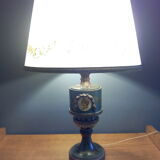 Antique style table lamp