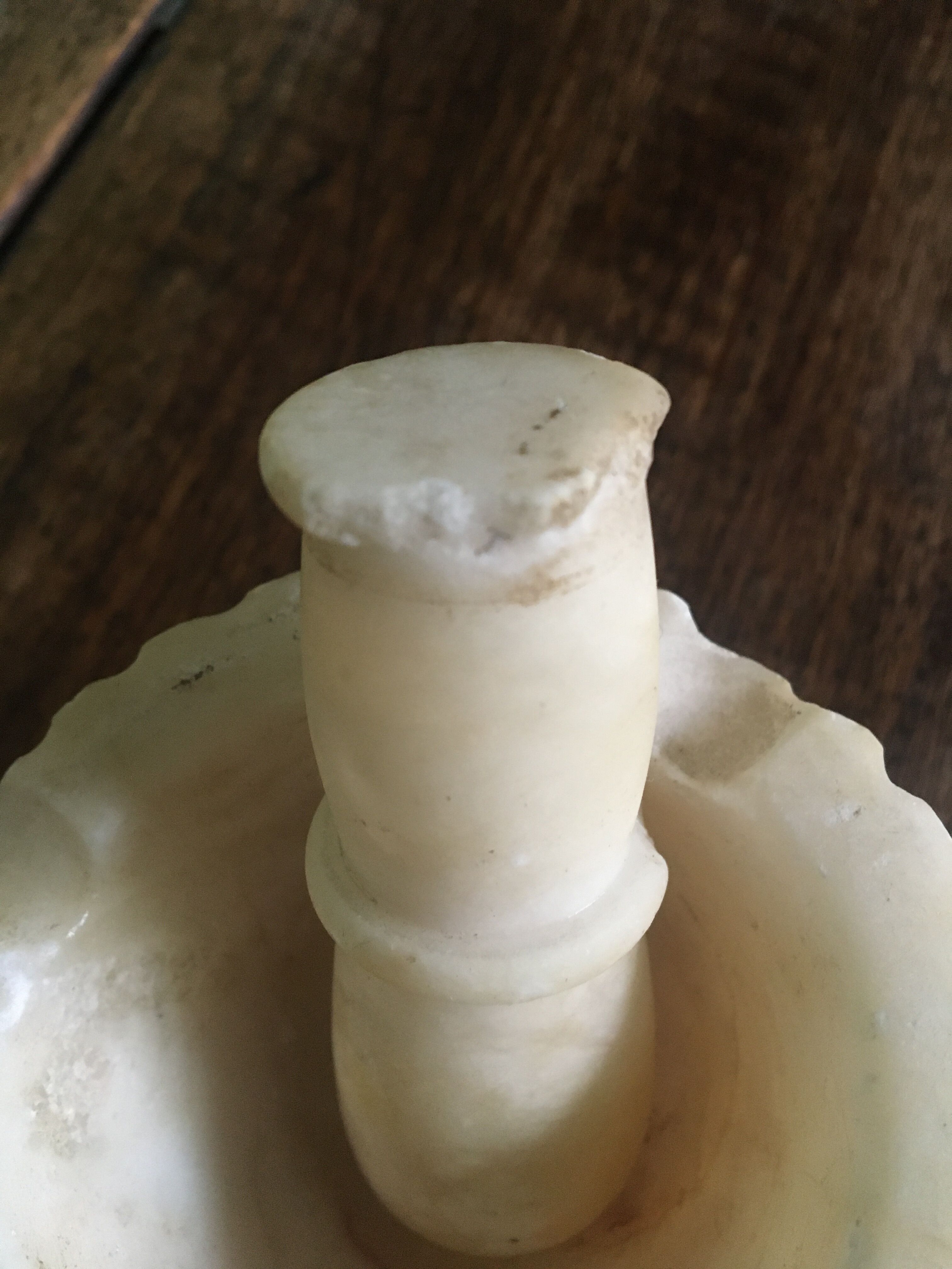 Mortar and pestle in albatra