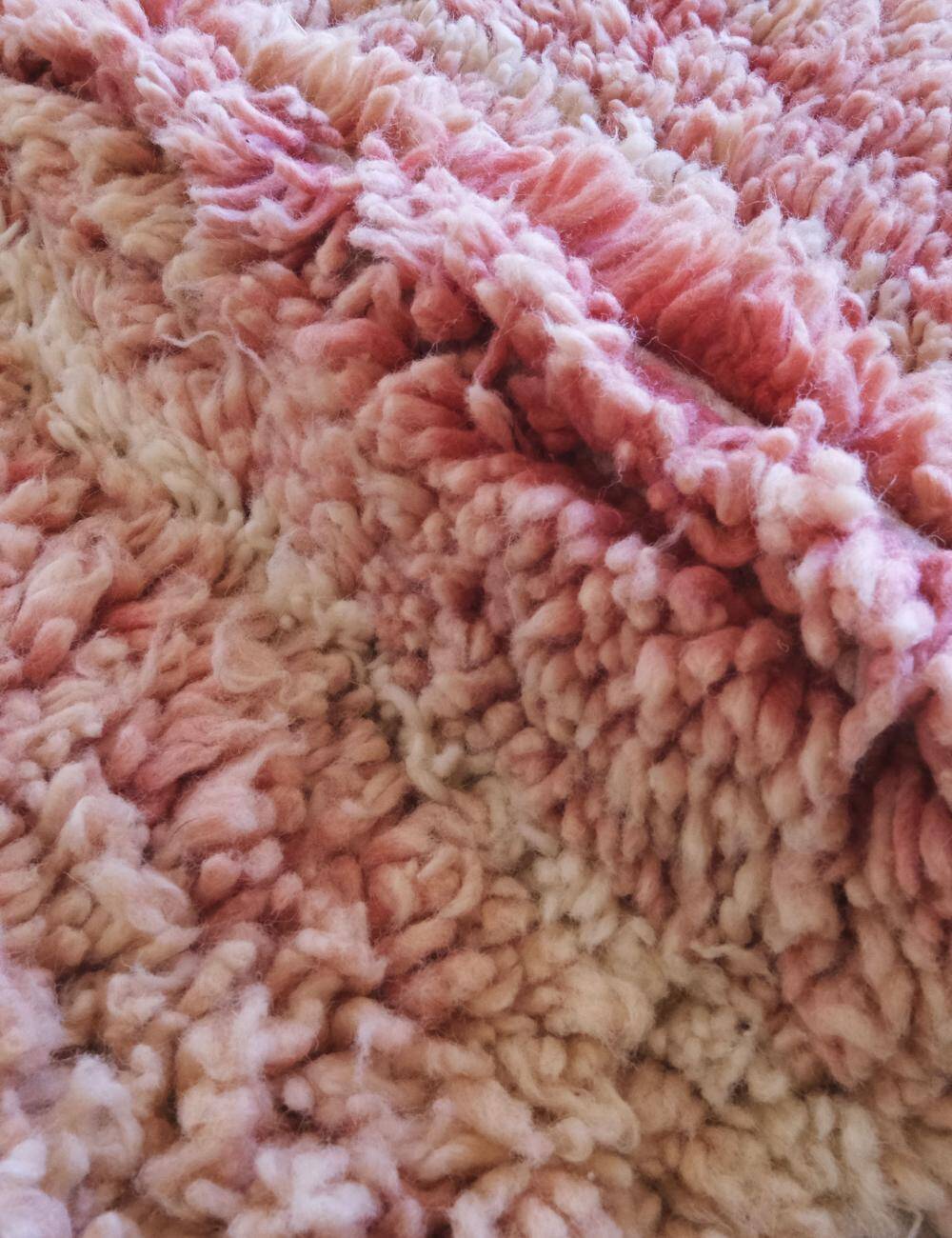 Berber wool rug - 310 x 194 cm