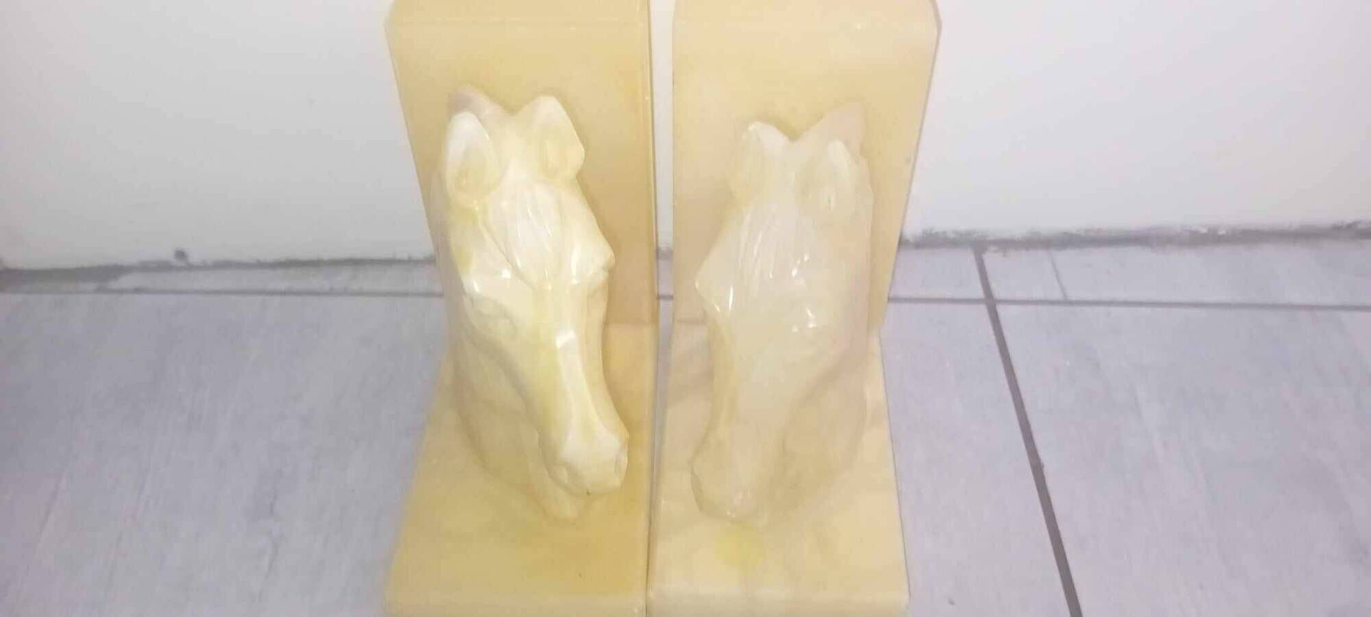 Pair of horse bookends in alabaster, 20th century period