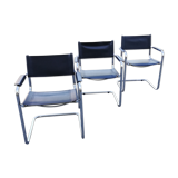 Lot of cantilever armchairs