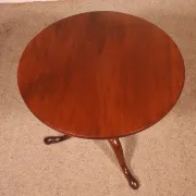 small tripod table in mahogany from the early 19th century