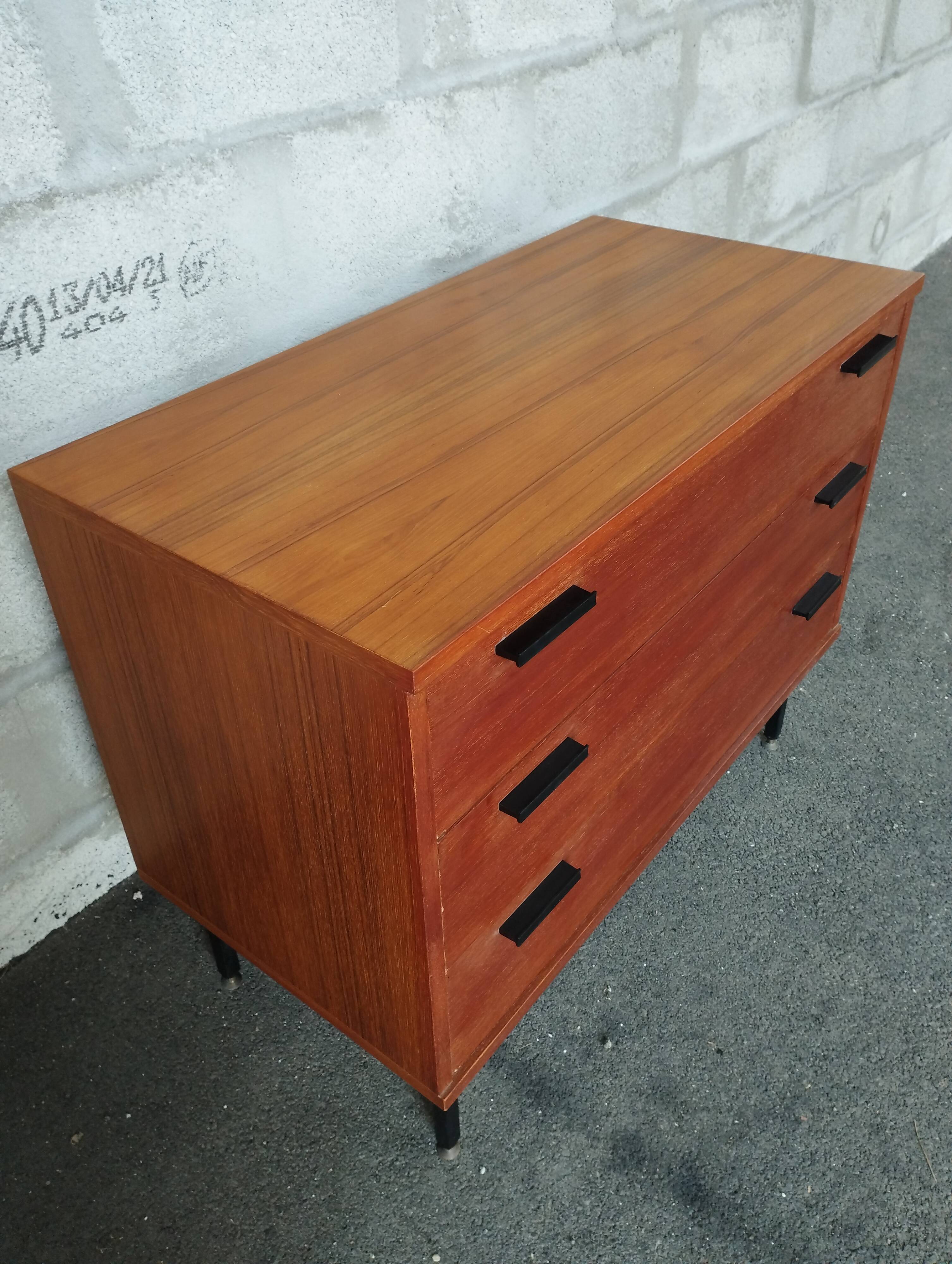 Vintage teak chest of drawers