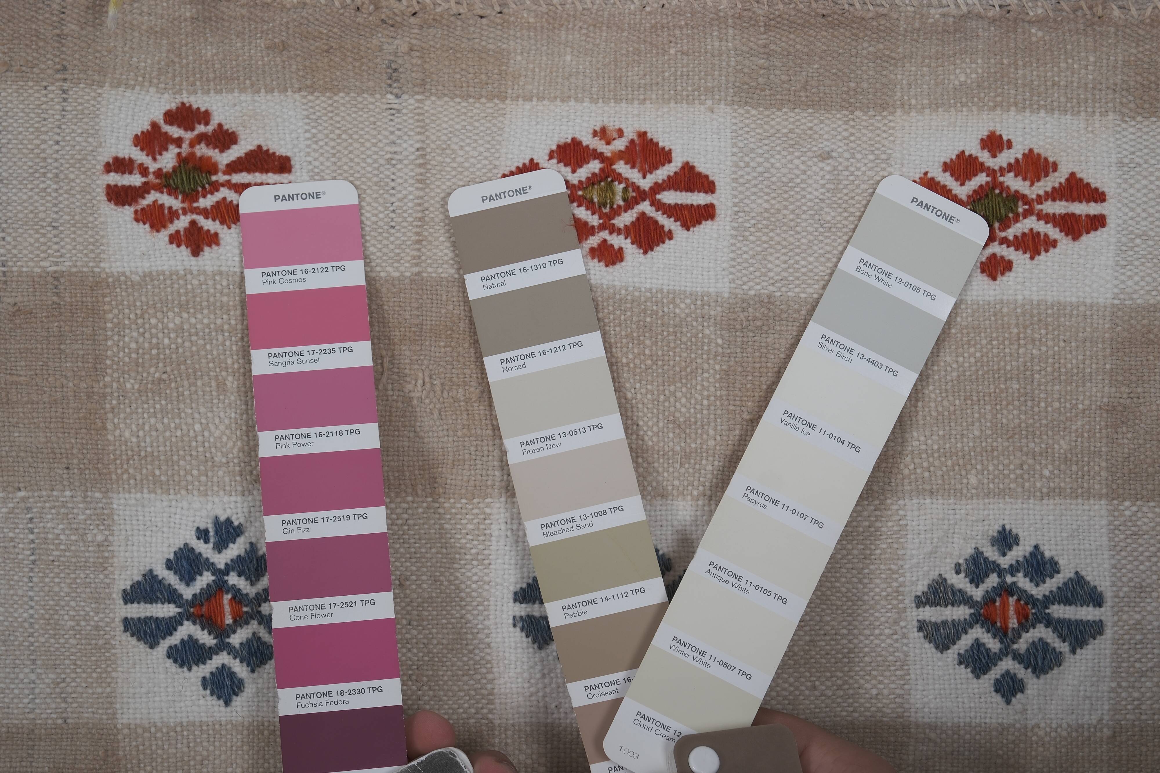 Vintage Turkish Oushak Rug Handwoven 183x250 cm