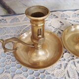Paire de bougeoirs rat de cave en laiton