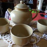 Sandstone teapot with 3 cups