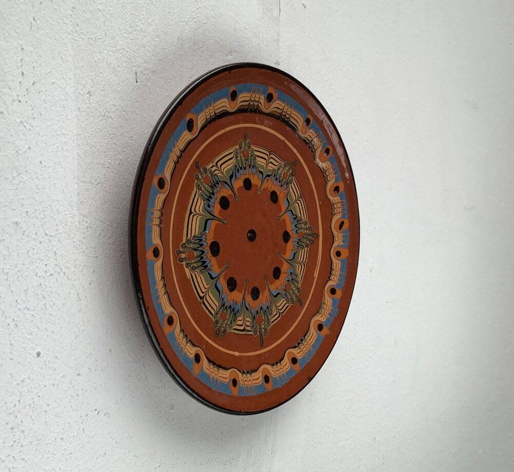 Vintage wall plate in hand-painted ceramic, 1970s
