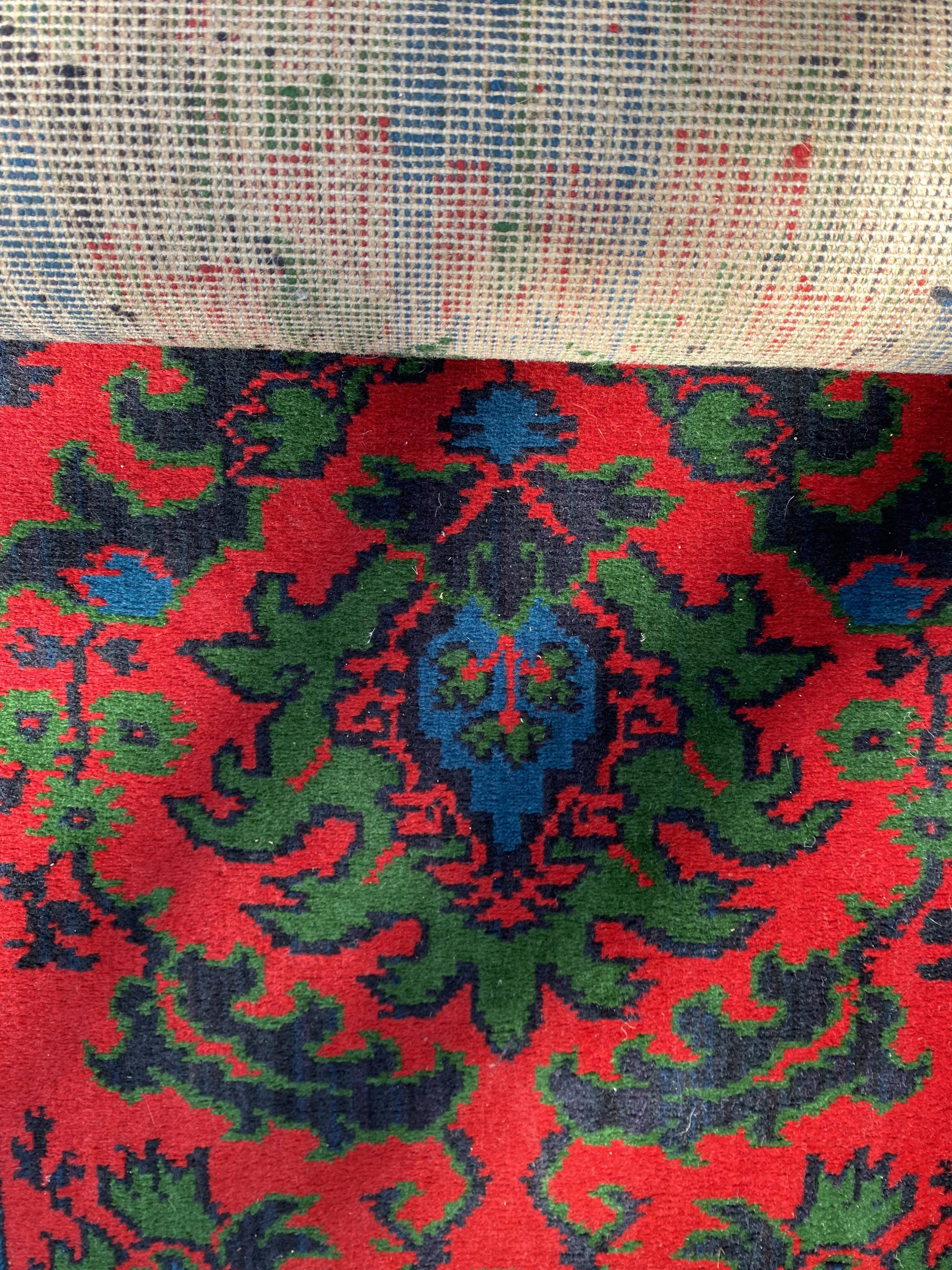 Hallway carpet 72x209 cut