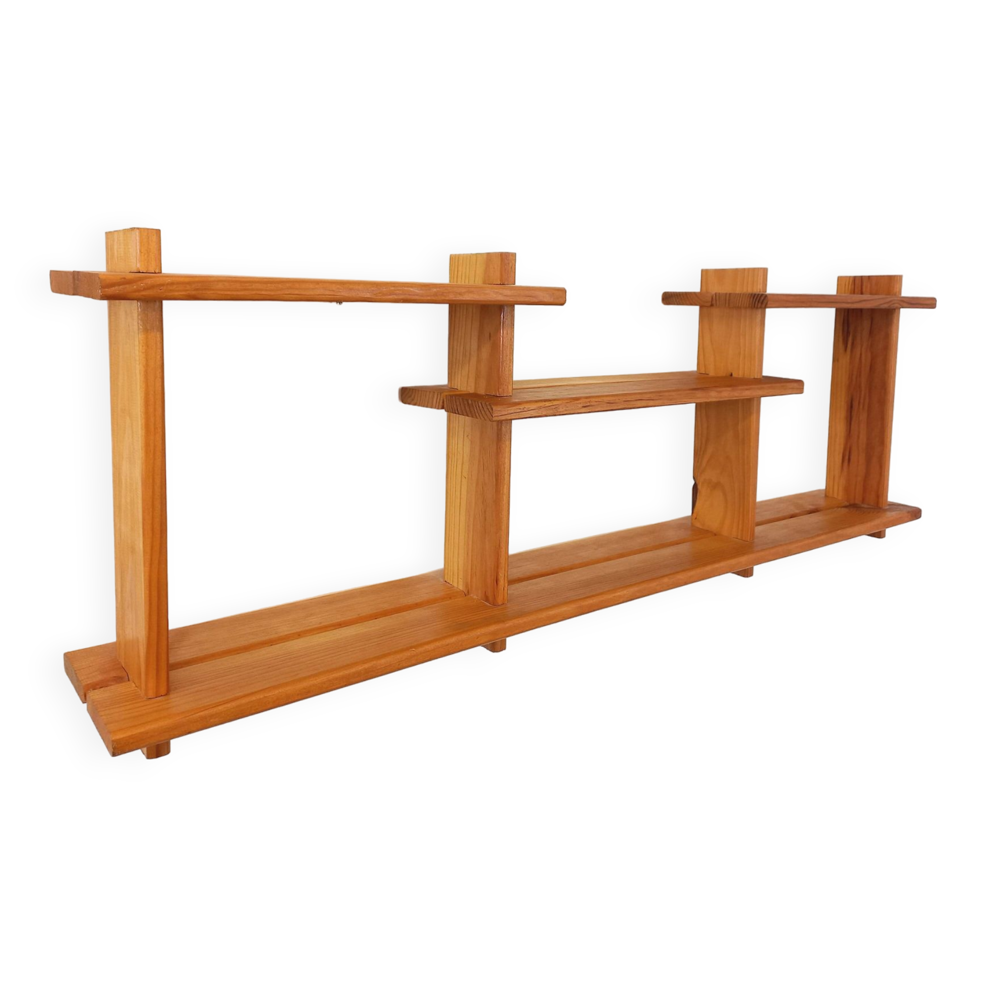 Vintage pine wall shelf in Maison Regain style from the 80s