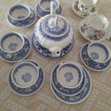 Tea cups and teapot
