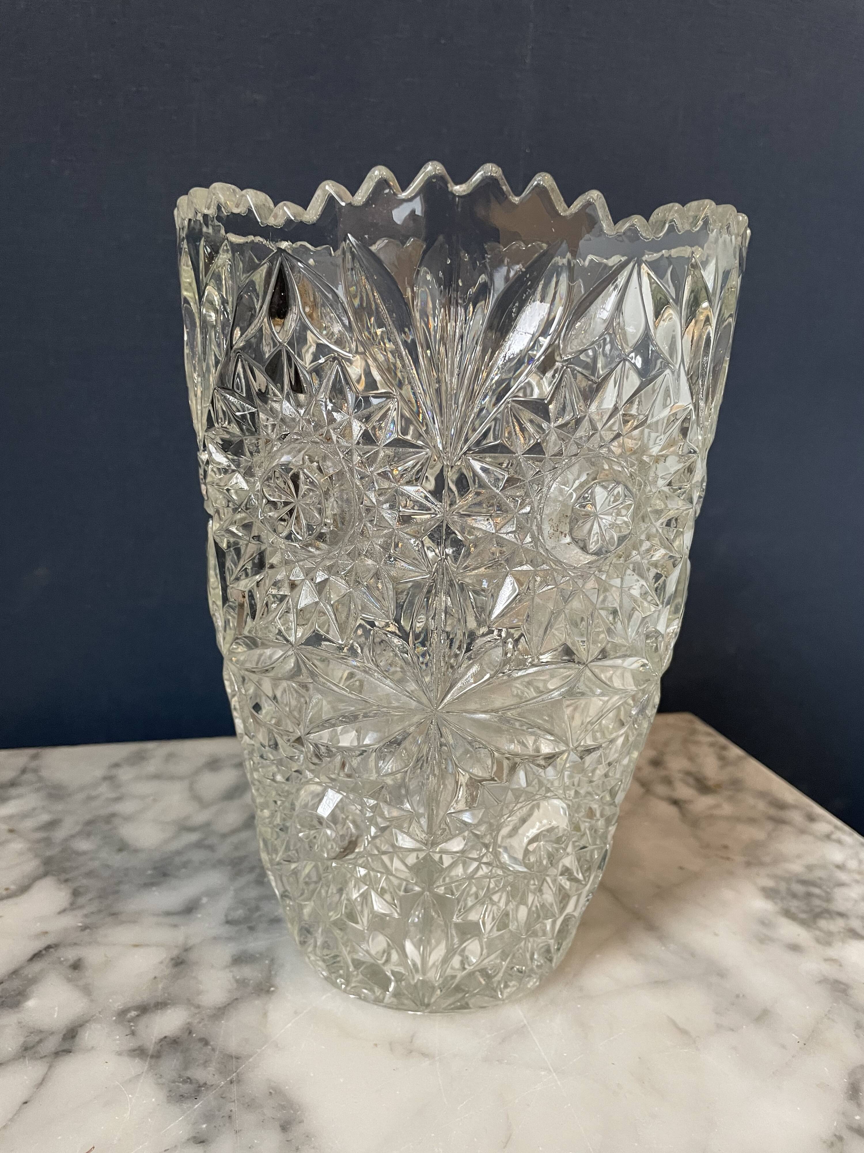 Glass vase