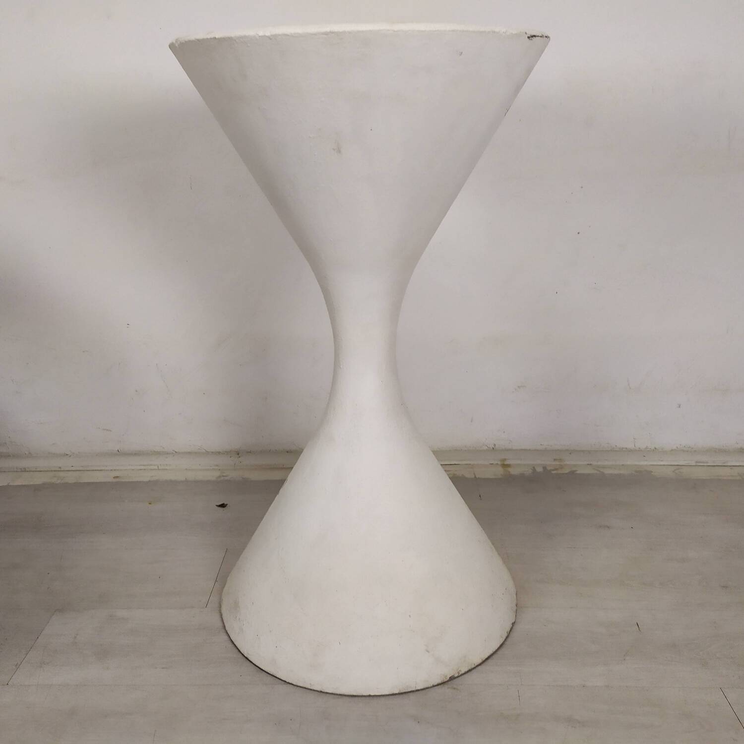 Anton Bee diabolo planter