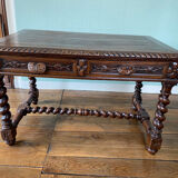 Desk Louis XIII High Period-style table carved