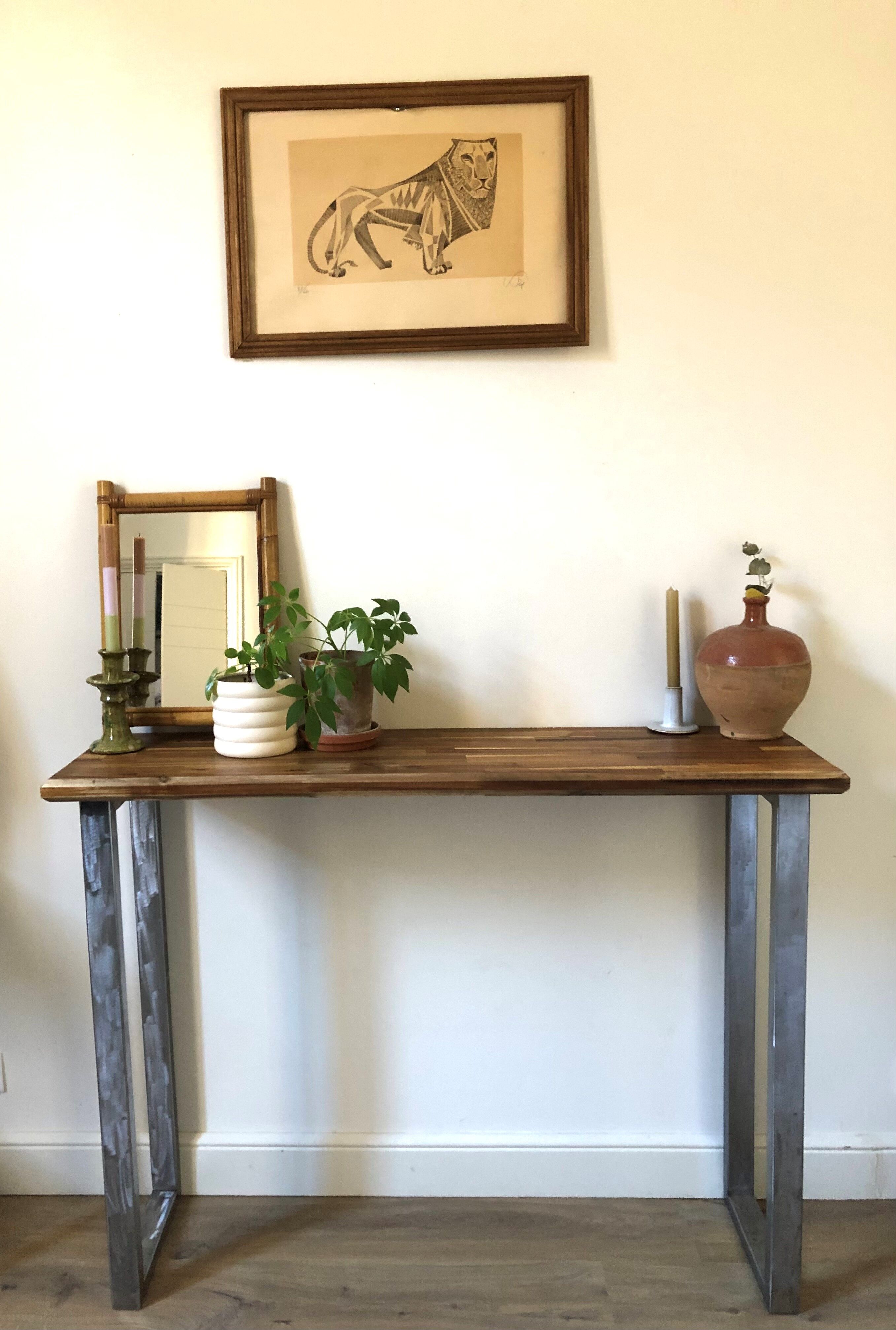 Console in solid acacia and steel legs