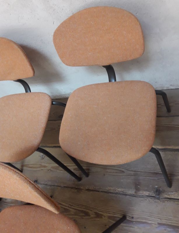 Set of 3 Steelcase Strafor chairs