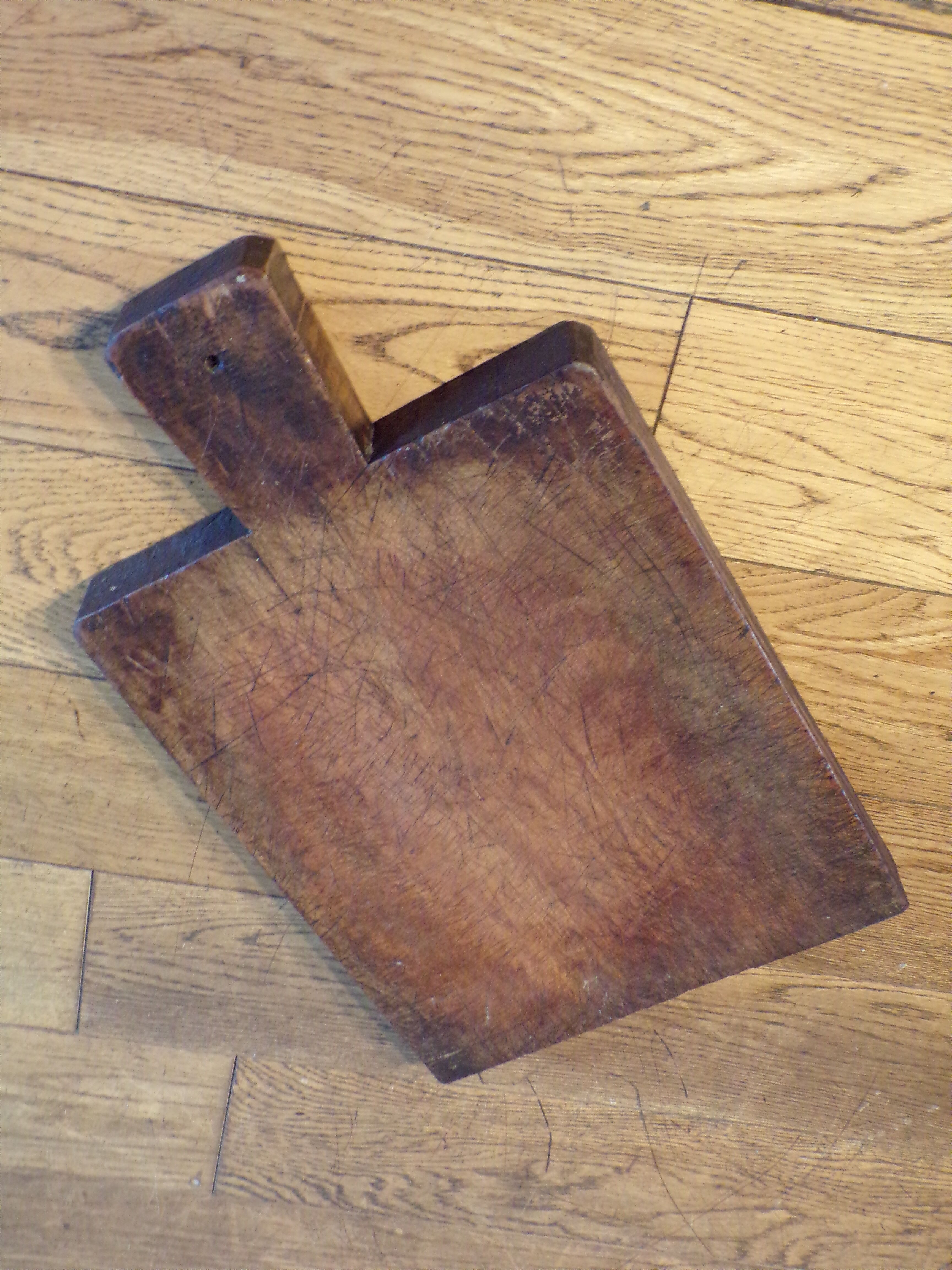 Farm cutting board