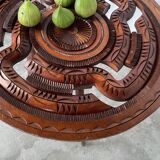 Table basse années 60 tripode bois ciselé