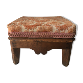 Heated footrest / old foot warmer