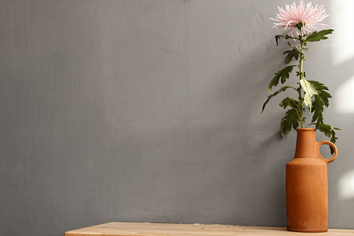 Vase bouteille terracotta - art populaire